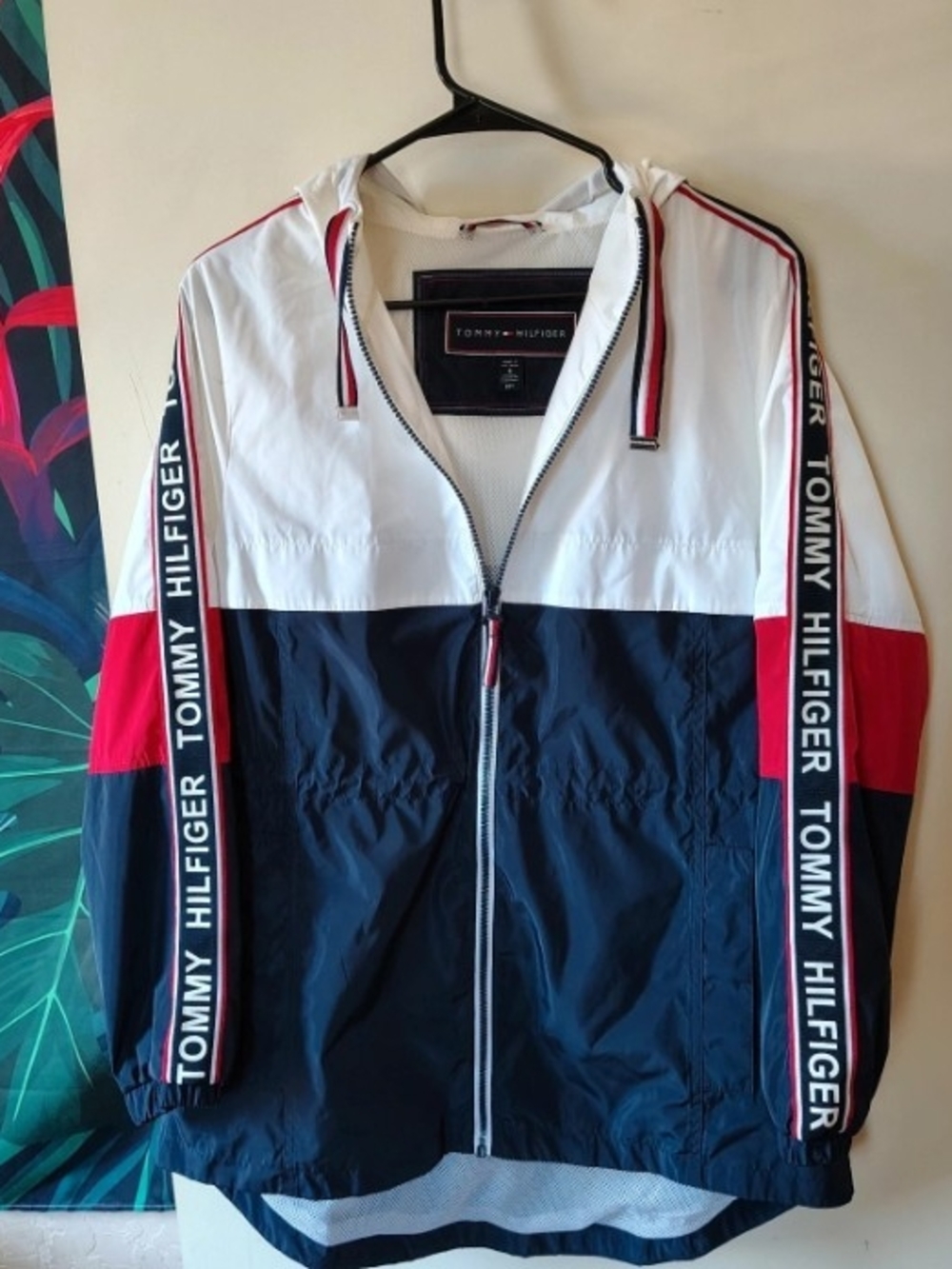 Tommy Hilfiger Navy, White & Red Colorblock Windbreaker Jacket Sz Small